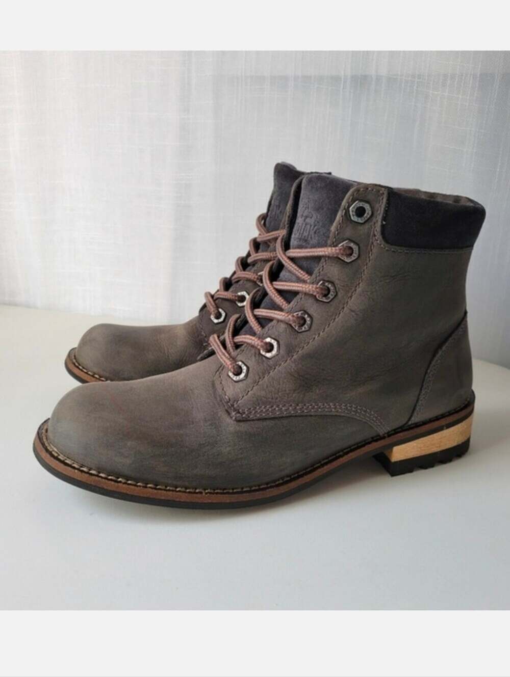 Kodiak Jaya women's waterproof hiking boots size 7